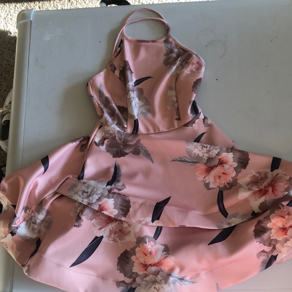 pink dress